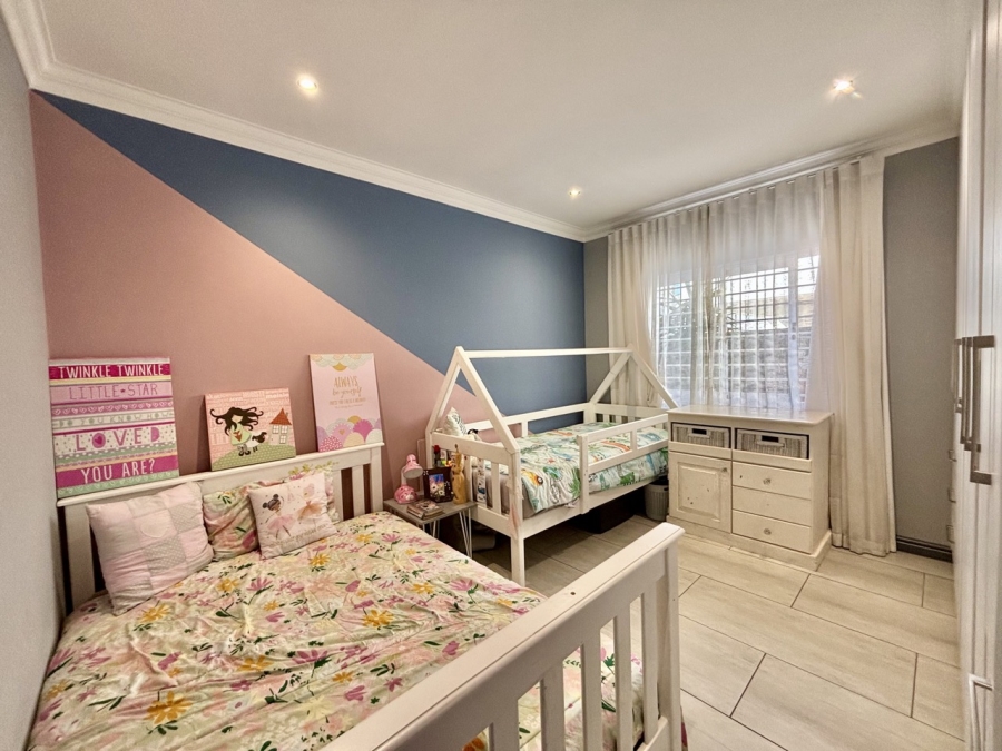 3 Bedroom Property for Sale in Sandown Western Cape